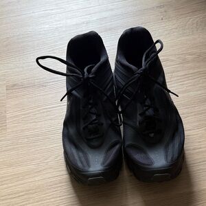 Nike Men's Black Athletic Shoes